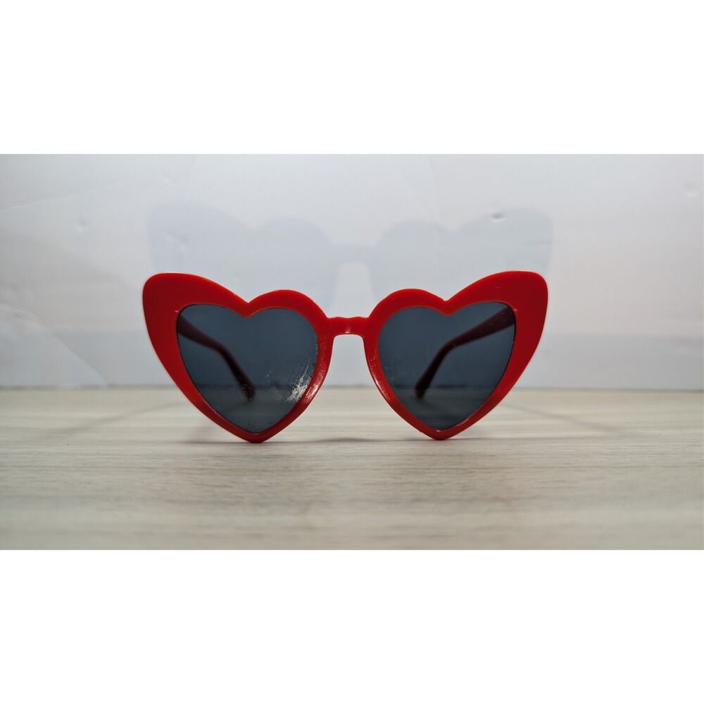 Red Heart Shaped Sunglasses Retro Valentine Costume Festival Eyewear